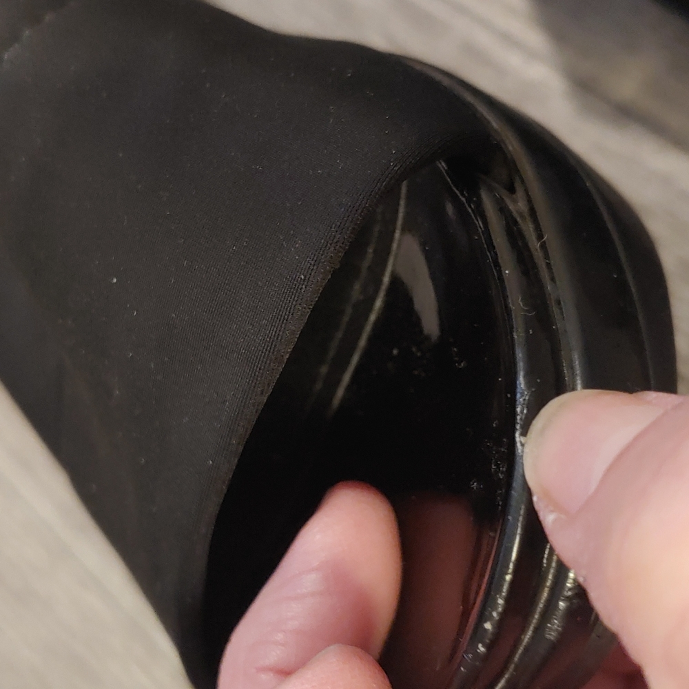 Kenneth Cole Slides - Picture 5 of 11